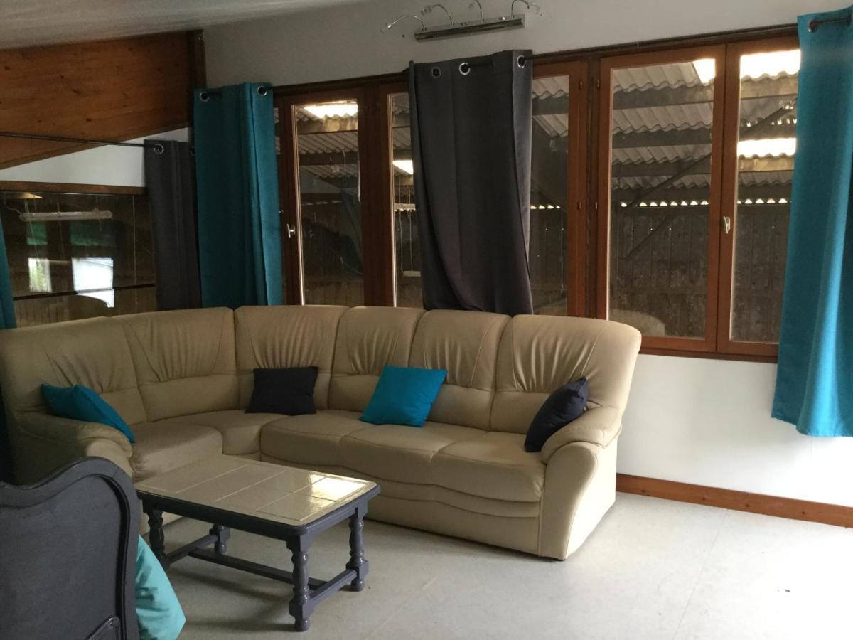 Le Loup Dans La Bergerie Bed & Breakfast Montmartin-sur-Mer Exterior photo